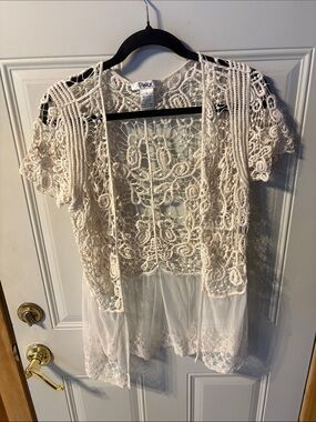 Pinky Cream Crochet Lace Sheer Hem Kimono Size Small